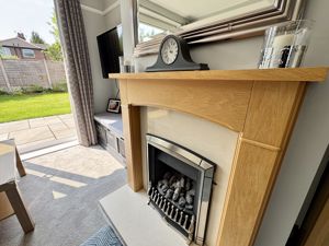 Lounge Fire- click for photo gallery